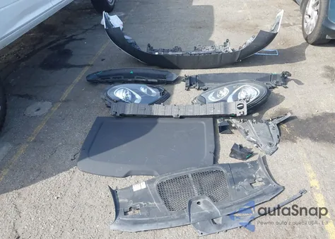 2018 Porsche Macan из США, поврежденный, VIN WP1AA2A51JLB09508